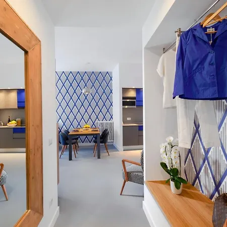 Appartamento Sorrentovibes - Luxury Design & Jacuzzi In Heart Of Sorrento