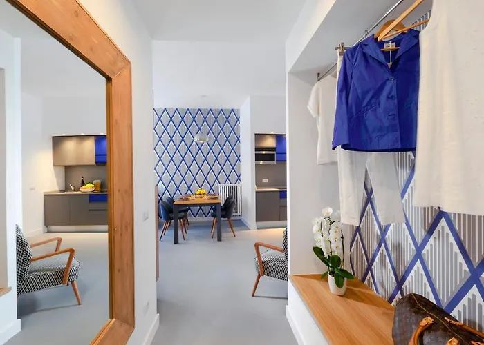 Appartamento Sorrentovibes - Luxury Design & Jacuzzi In Heart Of Sorrento