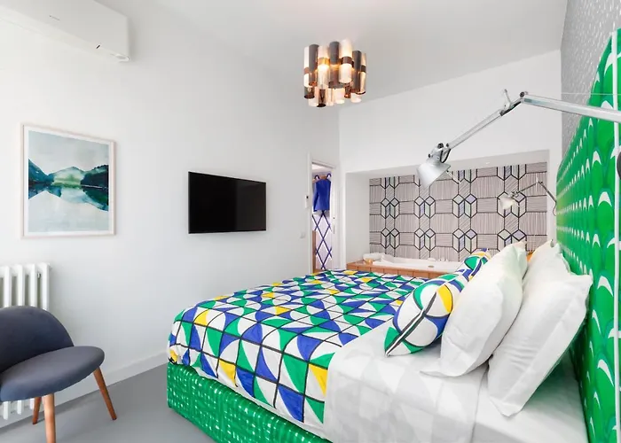 Appartamento Sorrentovibes - Luxury Design & Jacuzzi In Heart Of